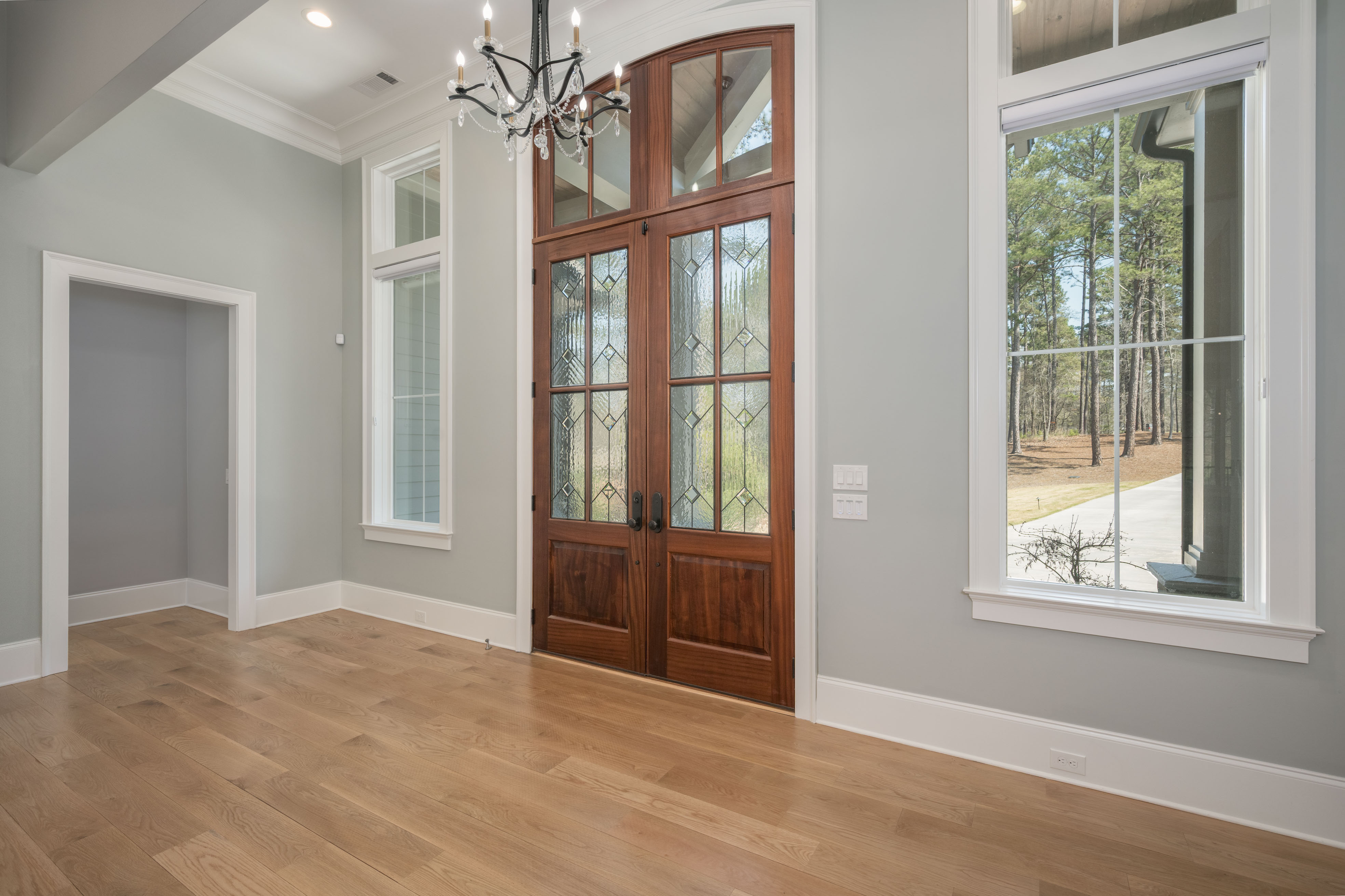 1100 Fox Bend image 6